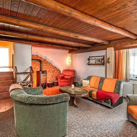 Neu Paditz Mit Pool Hébergement de vacances *